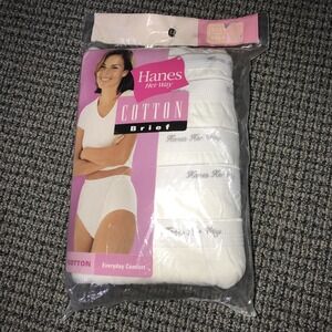 Hanes Her Way 2003 White Cotton Briefs NWT Size 10 Multi-Pack Of Six Pair